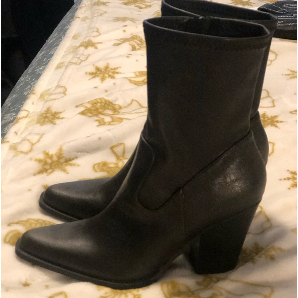 Elegant Black Women's Boots Sincerely Jules NWOT